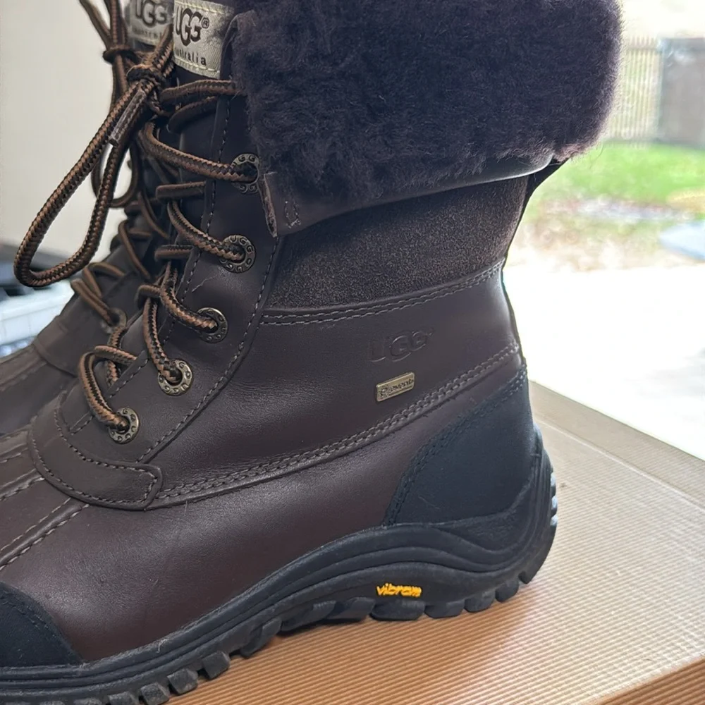 UGG Adirondack Boot ll In Brown & Black Size 7 Waterproof -4 Cold Weather Rating